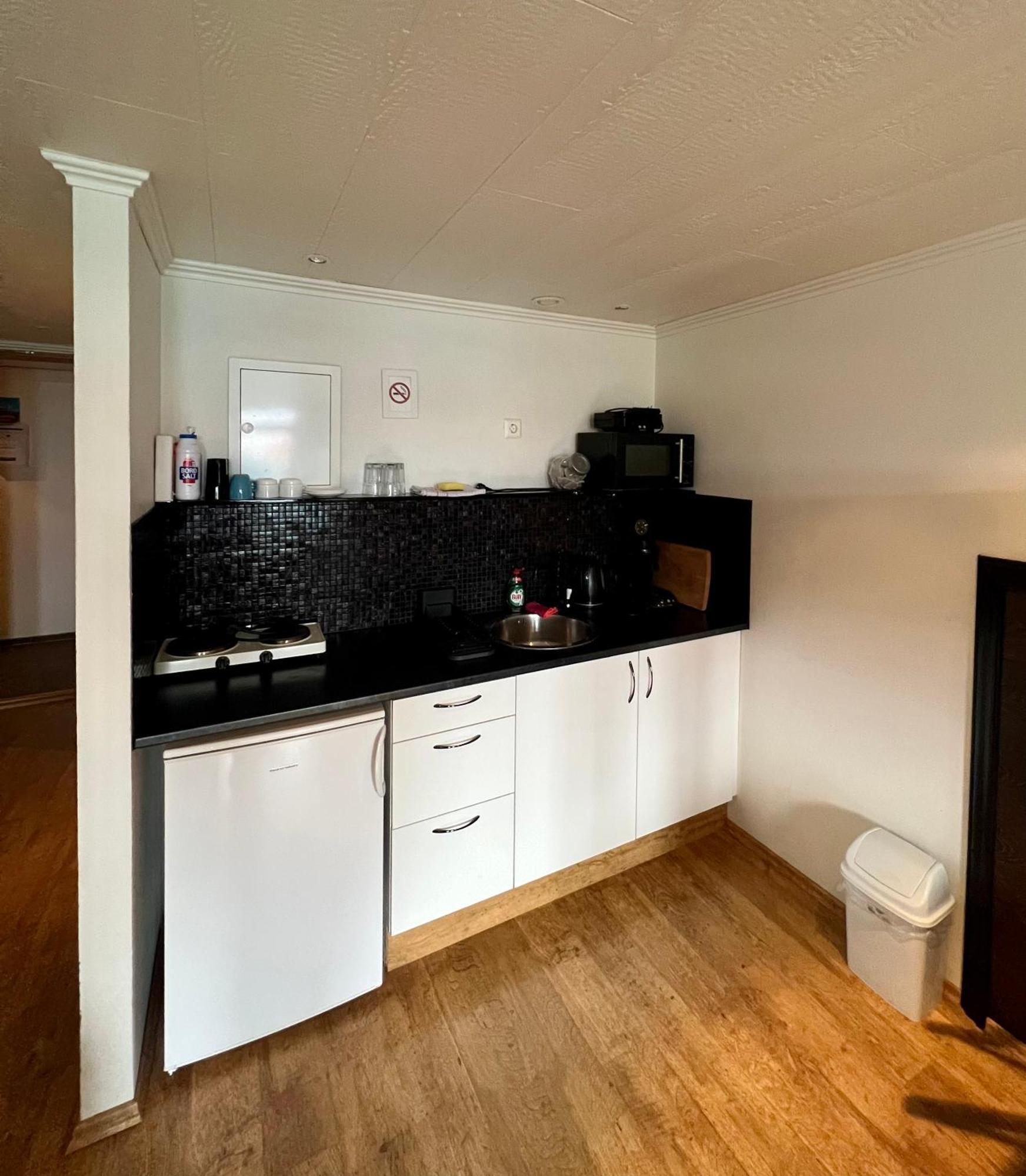 Fisherinn Guesthouse Stokkseyri エクステリア 写真